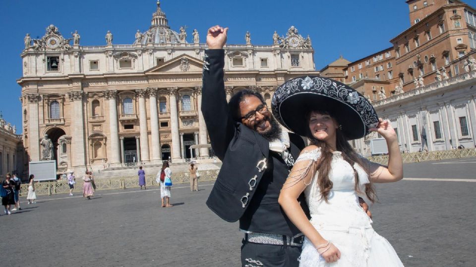 La pareja se mostró agradecida por la bendición