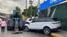 CDMX: Conductor atropella a cuatro peatones que esperaban el transporte público; el responsable ya está detenido