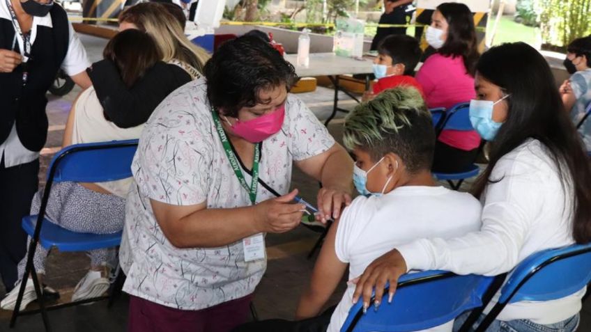 Romina Contreras supervisa jornada de vacunación en Huixquilucan