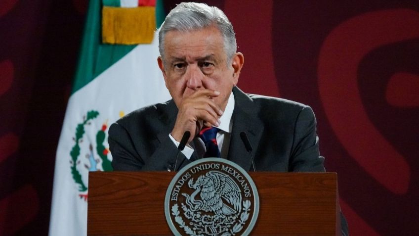 AMLO pasa de ronco a “un poco afónico”; “no es por ese bicho”, asegura