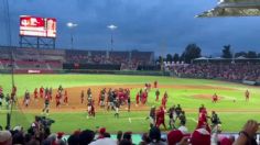 Pelea campal se desata en el partido de béisbol Diablos vs Guerreros | VIDEO