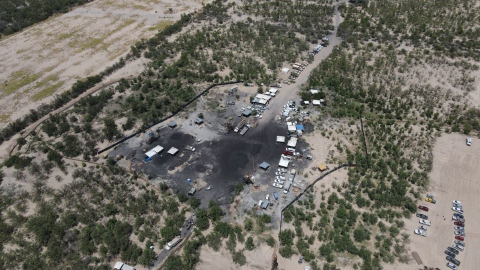 Mineros atrapados por el derrumbe de un complejo en el ejido 'Las Conchas'