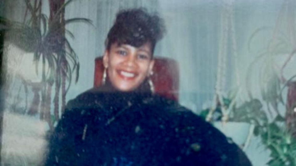 Jasmine Porter, una mujer que estaba embarazada, murió estrangulada en su apartamento ubicado El Bronx en 1996.