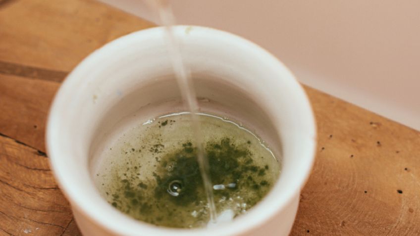 Extracto de té verde reduciría el azúcar en la sangre y la inflamación intestinal, revela estudio