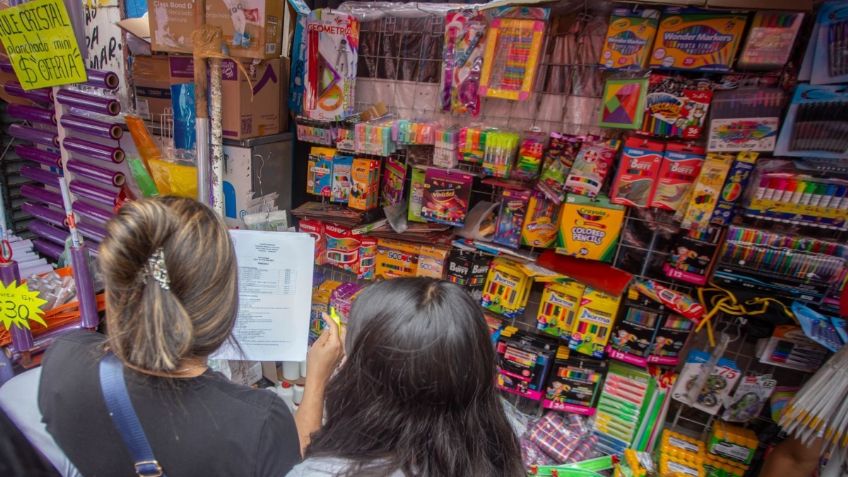 Regreso a Clases en Nayarit: Al menos 130 mil niños en situación de pobreza recibirán útiles y uniformes