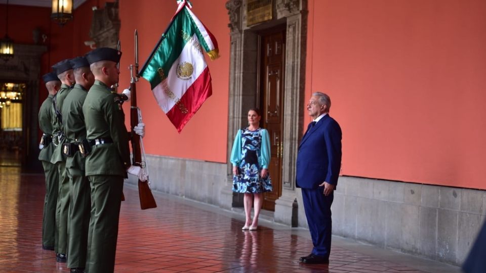 Diputados de Morena ya fueron convocados a la sesión de este viernes para discutir y votar la propuesta presidencial.