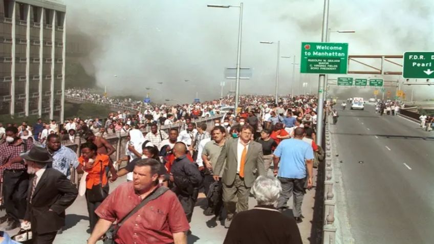 9/11: Las 7 fotos más impactantes sobre el atentado terrorista que cimbró a EU y el mundo