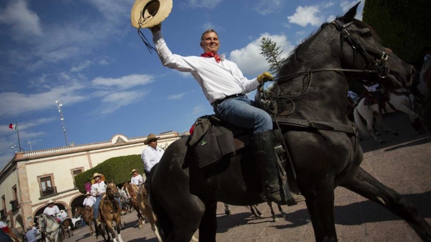 Fiestas Patrias: Mauricio Kuri da inicio a festejos con Cabalgata Histórica