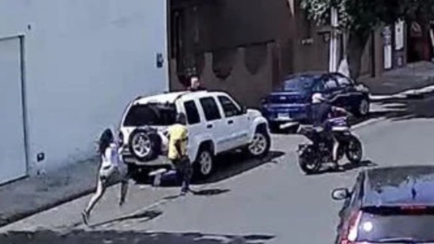 VIDEO | La tremenda golpiza que una mujer le propinó a su asaltante en Guadalajara; era experta en Jiu-Jitsu