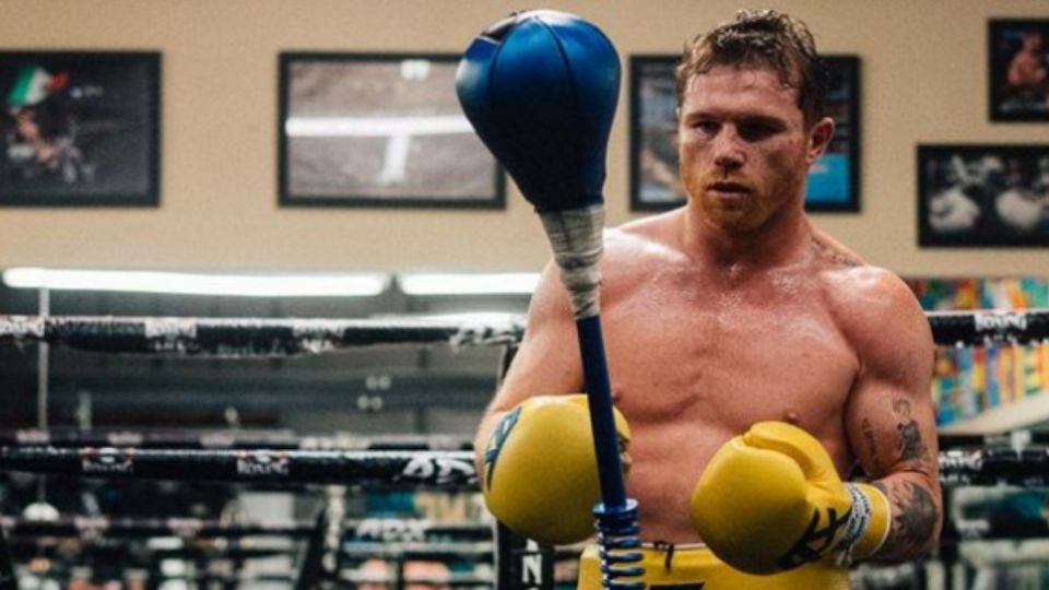 Saúl 'Canelo' Álvarez entrena más de horas diarias