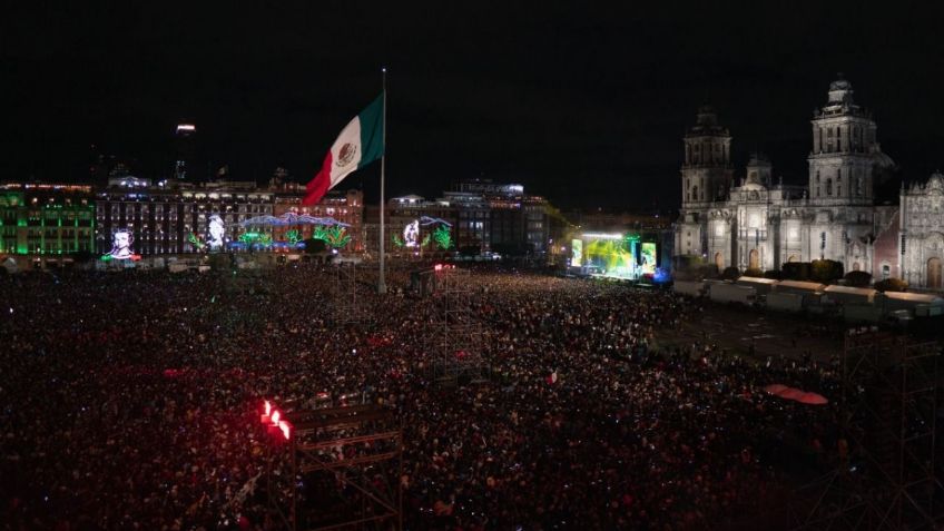 Grito de Independencia en el Zócalo: Se reúnen 140 mil personas en la Plaza de la Constitución