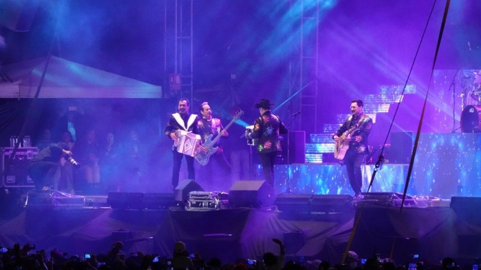 Así se vivió la presentación de Los Tigres del Norte en el Zócalo capitalino