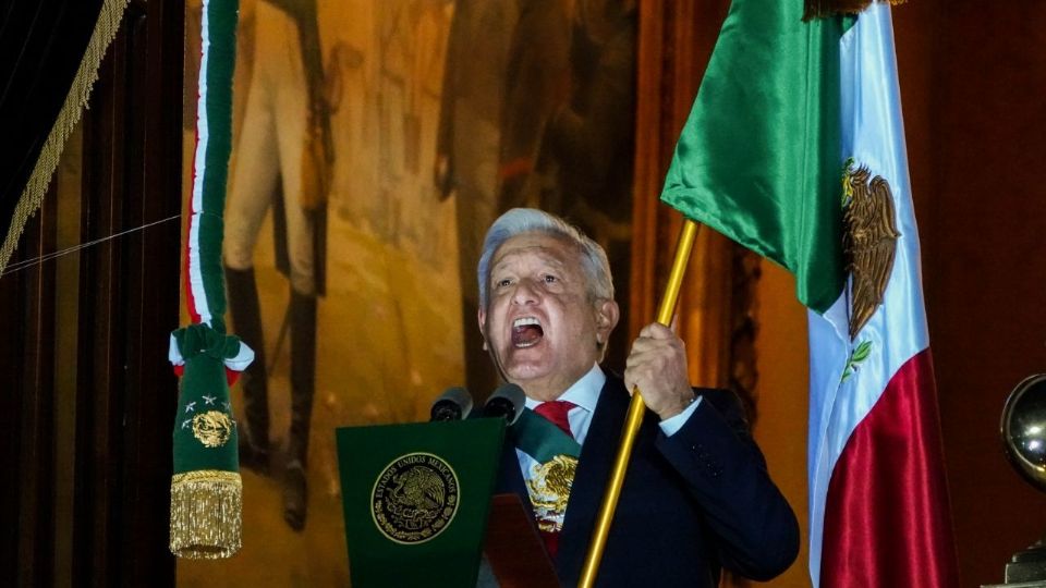 'Es un honor estar con Obrador', gritaron los asistentes al Zócalo