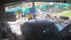 Video: Padre e hijo matan a golpes a familiar borracho y lo dejan amarrado a un poste