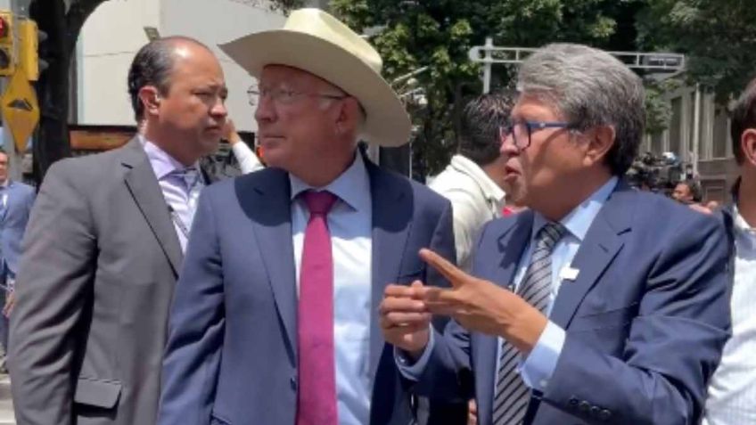 Ken Salazar y Ricardo Monreal viven juntos el sismo: "La naturaleza es impresionante"