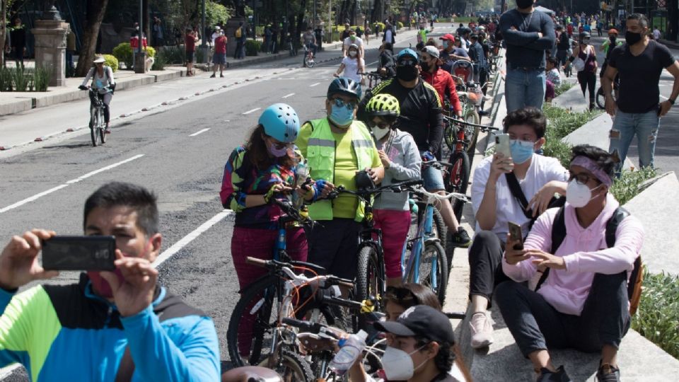 Así se detuvieron los capitalinos ante el sismo de esta tarde.