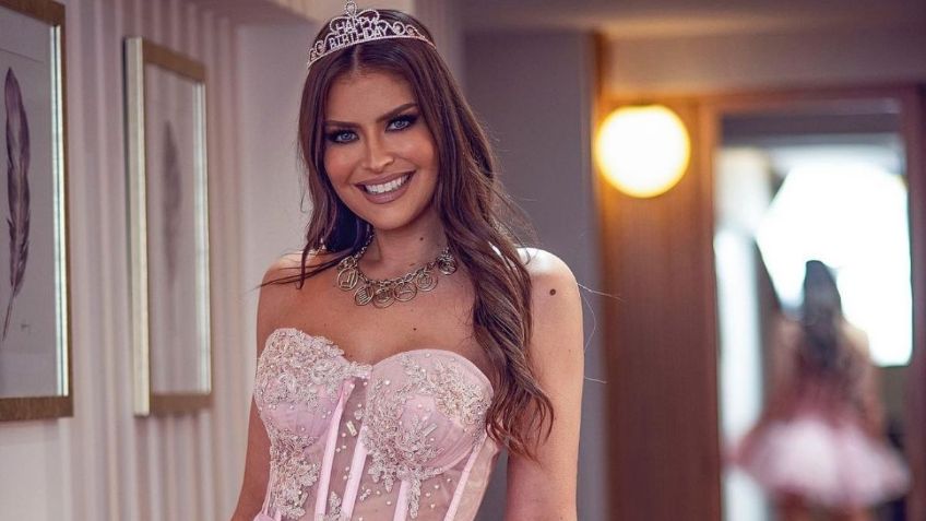 FOTOS | Vanessa Claudio celebra su cumpleaños con vestido y corona de princesa