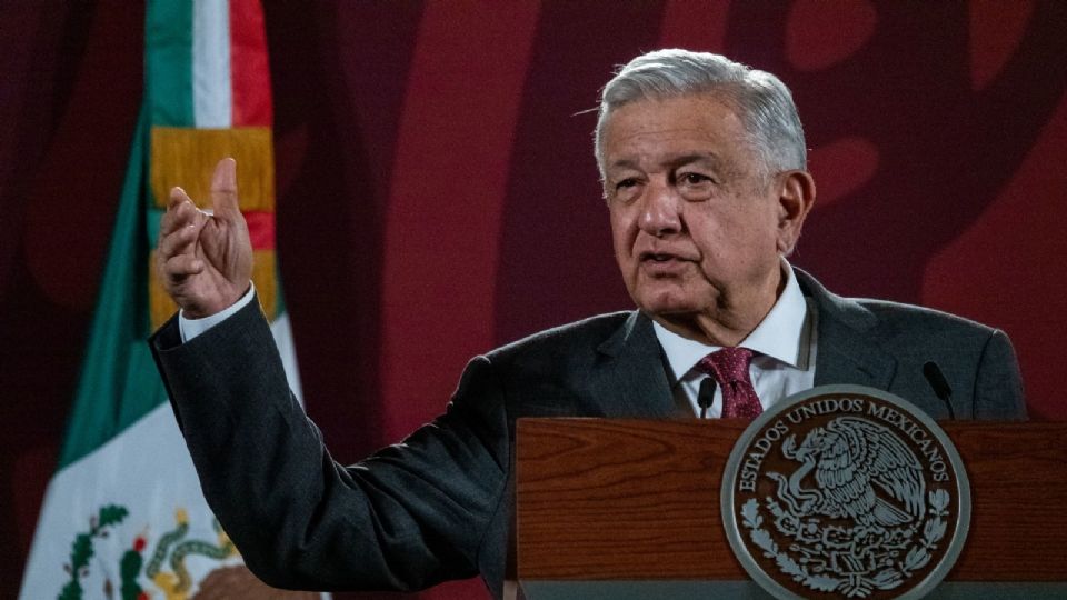 AMLO criticó a ministros de la SCJN.