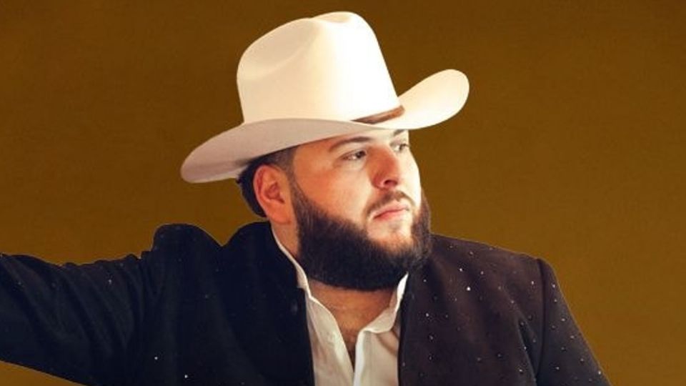 El Fantasma presentó nueva canción con Enigma Norteño