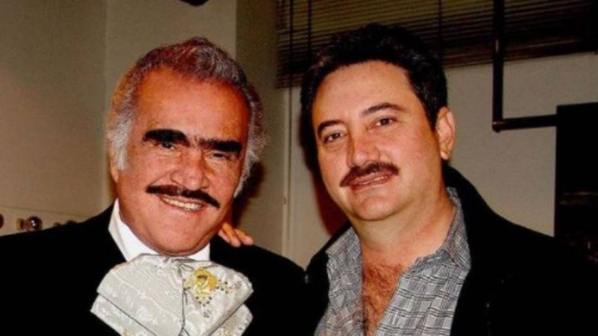 Esto hace para sobrevivir Gerardo Fernández, el hijo menor de "El Charro de Huentitán"