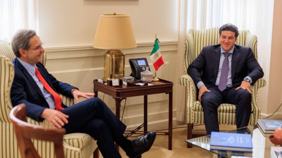 Samuel García visita al embajador de México en Estados Unidos