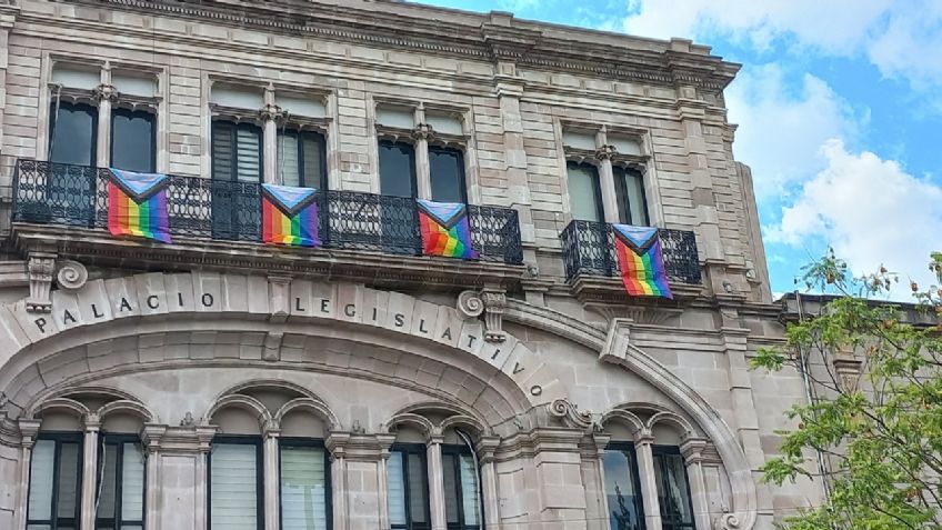 Expondrán galería del Arquitecto Refugio Reyes en vestíbulo del Congreso