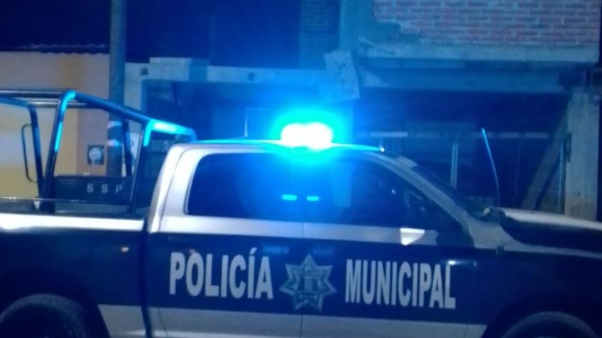 Encuentra a su hijo con una soga en el cuello