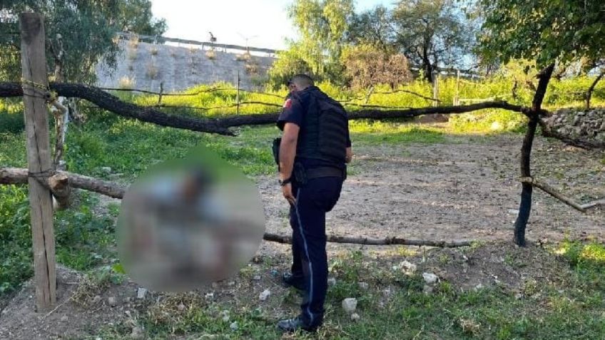 Hallan a sujeto ahorcado de una cerca en la colonia España