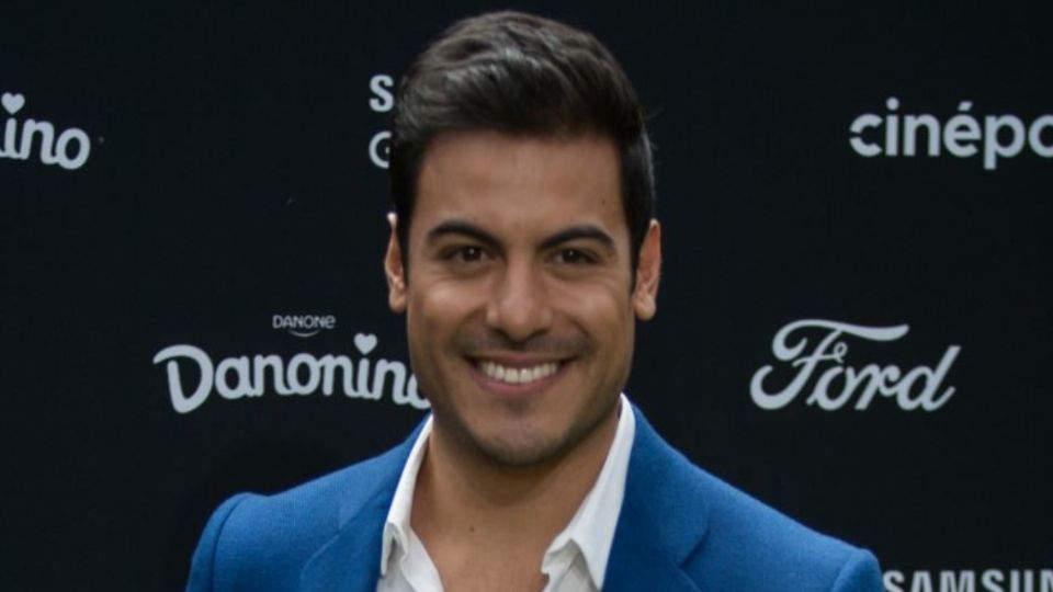 Actriz confiesa su amor por Carlos Rivera