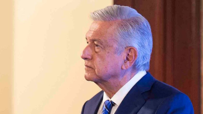 AMLO lamenta muerte de marinos en desplome de helicóptero