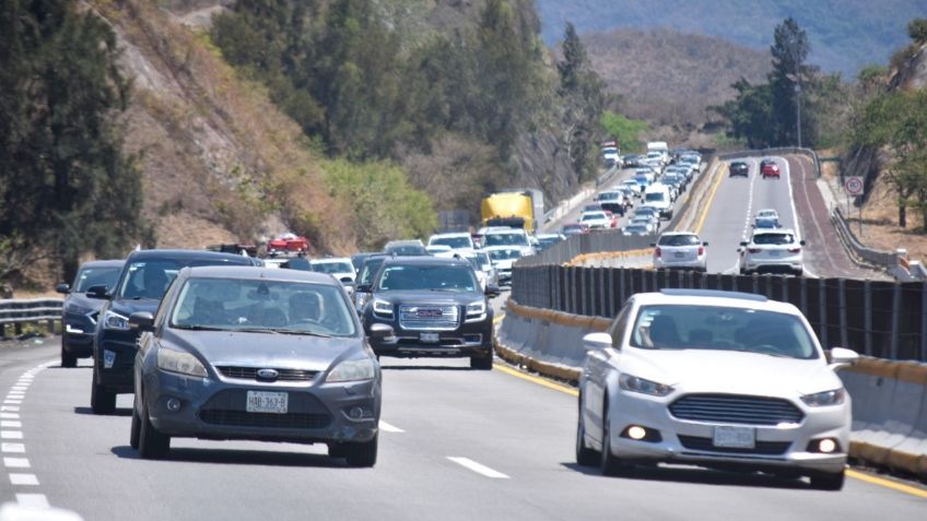 La Guardia Nacional vigila las carreteras del país para prevenir delitos