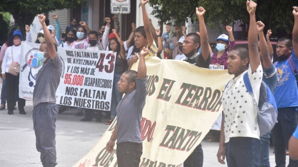 Siguen las protestas por el caso de los normalistas desaparecidos.