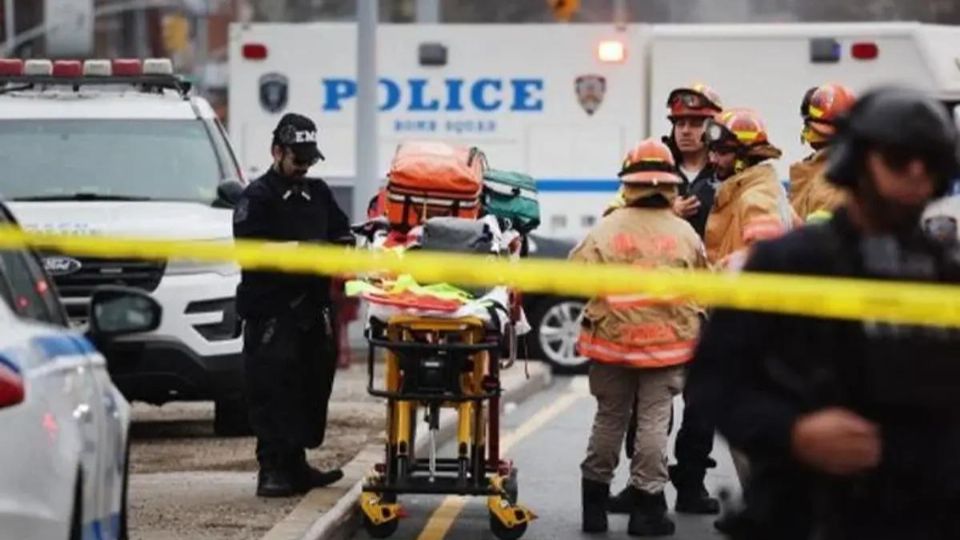 Imagen de los servicios de emergencia en el vecindario Gowanus de Brooklyn.