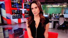 Paola Rojas impacta con look de cuero y tacones altos