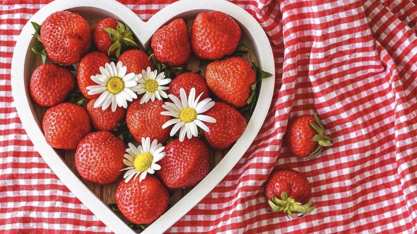 5 alimentos baratos que le hacen bien a tu corazón y que previenen las enfermedades cardiovasculares