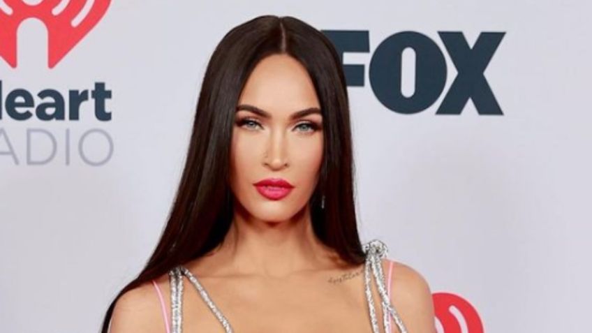 FOTO | Megan Fox revela sexy tatuaje con arriesgado look de pantalones de cuero sin nada más