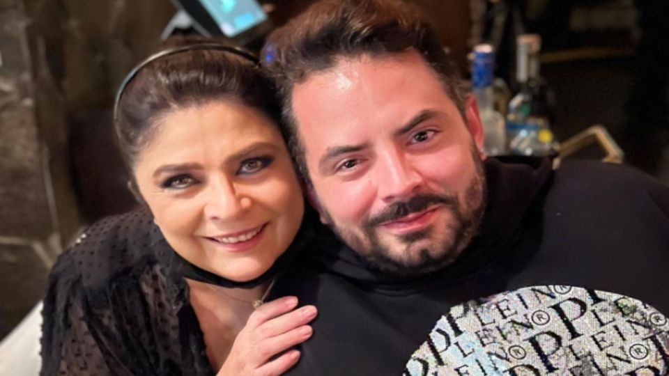 Victoria Ruffo se enteró del accidente de Eugenio Derbez por su hijo José Eduardo