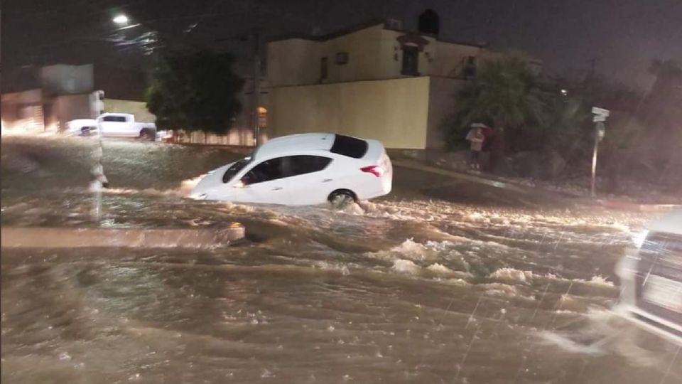 Se reportan inundaciones en Hermosillo, Sonora