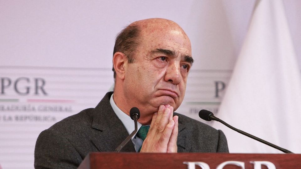 Murillo Karam fue trasladado aproximadamente al mediodía de este miércoles