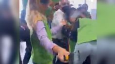 VIDEO | Empleada y clienta de supermercado protagonizan pelea por supuesta infidelidad