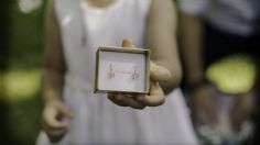 Joyería para niñas: 3 cosas que debes saber a la hora de comprarle aretes a tu hija