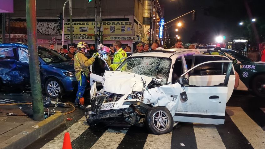 Fuerte choque a máxima velocidad deja un muerto y tres heridos en la Gustavo A. Madero