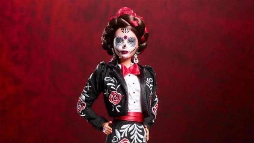 ¡Ya tenemos Barbie inspirada en el Día de Muertos! Conoce el trabajo del artista mexicano Benito Santos