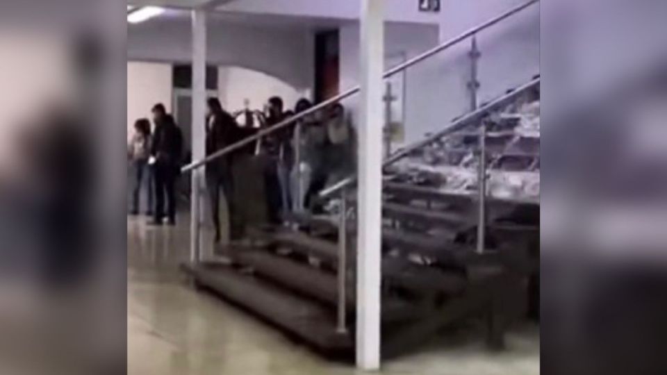 Uno de los lugares que registró inundaciones fue la Unidad Académica de Derecho de la Universidad de Zacatecas