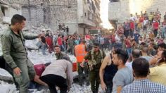 VIDEO: Dramáticas escenas del momento en que se derrumba edificio y sepulta a decenas de personas