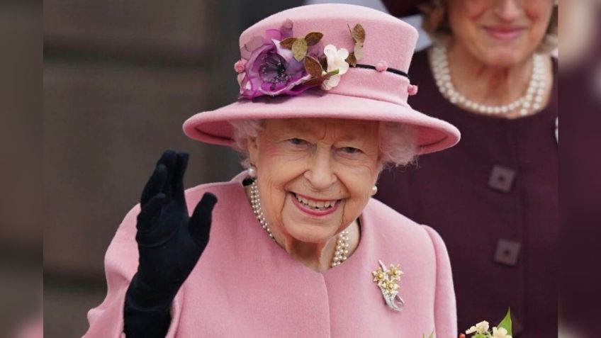 La Reina Isabel II inspiró estas icónicas series y películas: "The Crown" y más