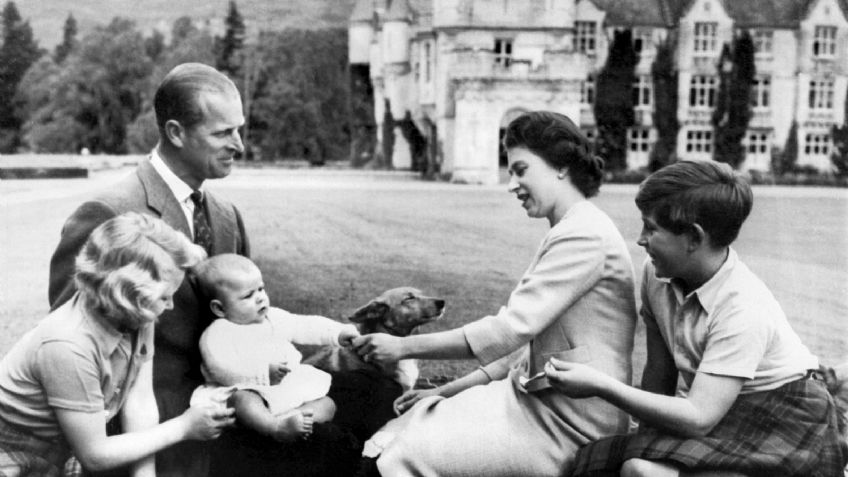 70 años en el trono: recorrido en fotos por el reinado de Isabel II