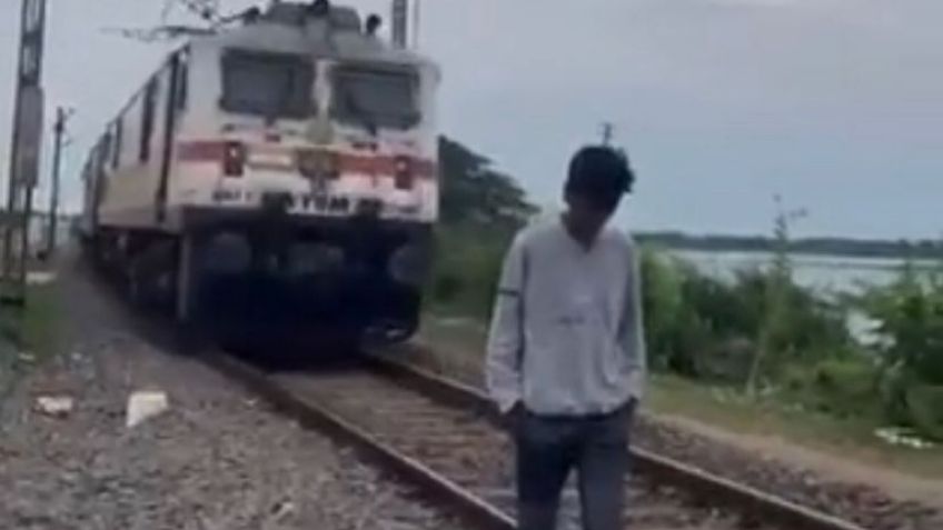 FUERTE VIDEO | El impactante momento en que un tren embistió a un joven que grababa un TikTok