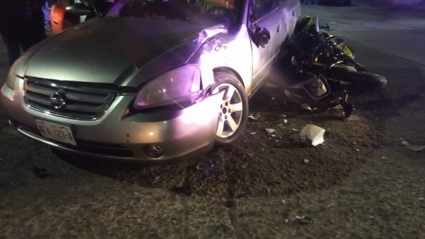 No respeta un señalamiento de alto y provoca terrible accidente