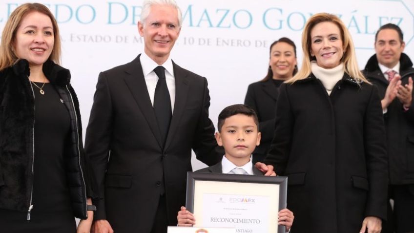 Alfredo Del Mazo encabeza la ceremonia de aniversario luctuoso de su padre, el exgobernador